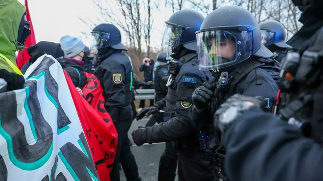 Demonstration der Linken in Riesa